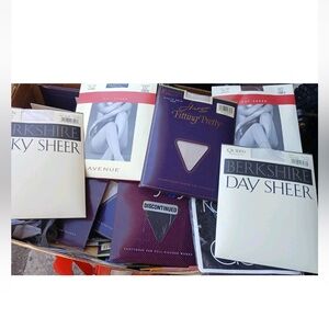 15 ASSORTED NEW OLD STOCK   Pairs Plus Size  Women  Pantyhose 3x,4x